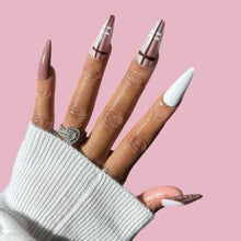 Load image into Gallery viewer, Dione