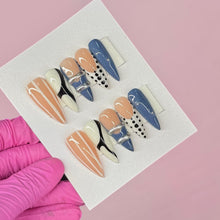 Load image into Gallery viewer, Remi